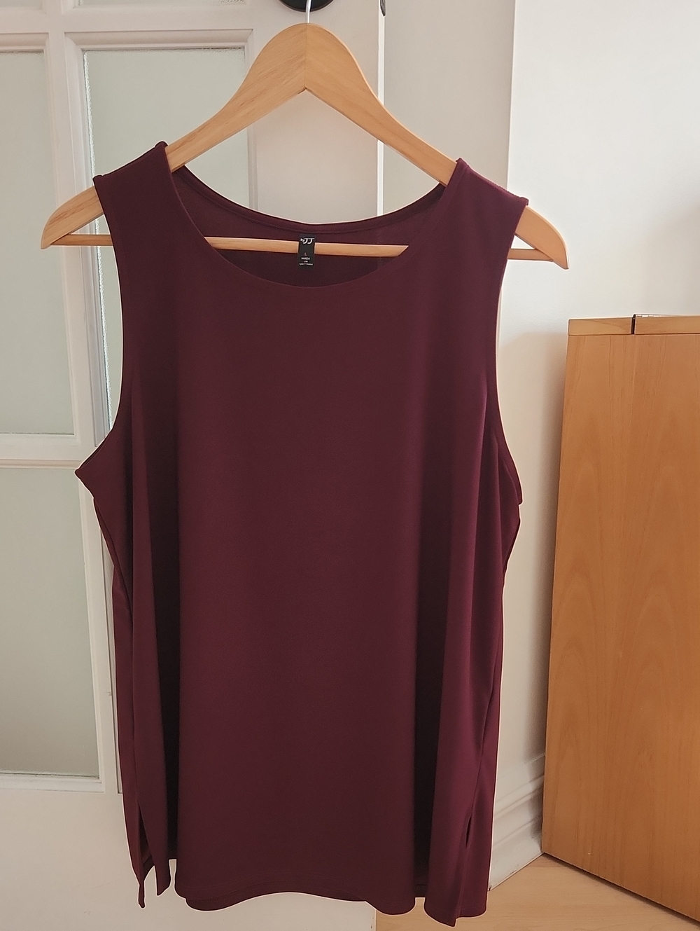 Classic Sleeveless Tank Top in Deep Wine by